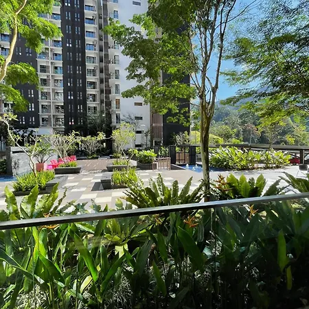 Midhill Studio Apartment By Aurorahomes Genting Highlands Exterior photo