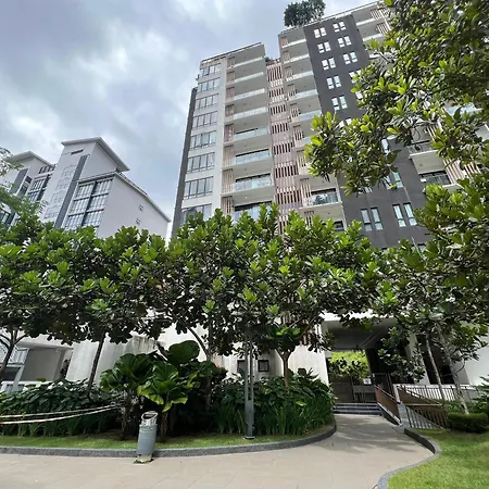 Midhill Studio Apartment By Aurorahomes Genting Highlands Exterior photo